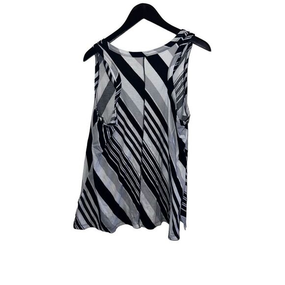 Free with bundle of 3!  ANA XL racerback - Picture 2 of 4